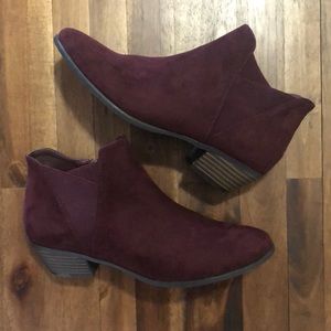 Madeline Ankle Bootie Women’s Size 8 Never Worn!